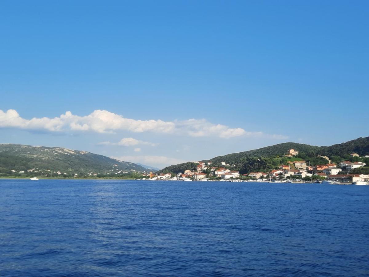 Apartamento Marovito Supetarska Draga Exterior foto
