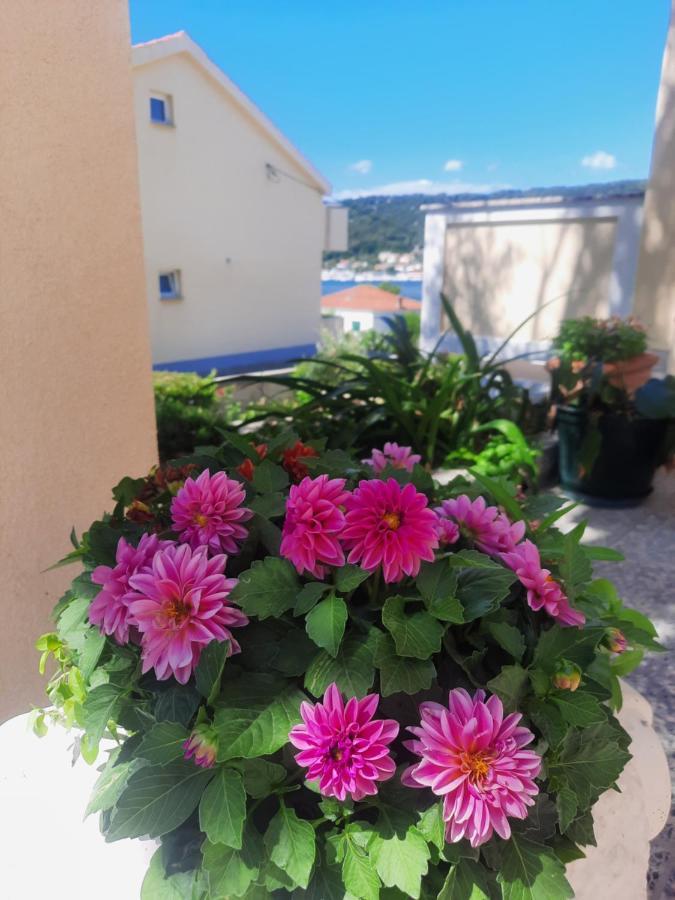 Apartamento Marovito Supetarska Draga Exterior foto