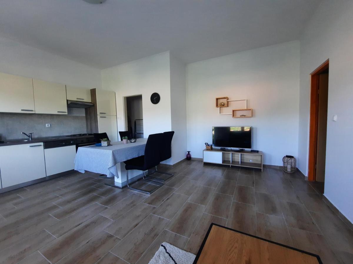 Apartamento Marovito Supetarska Draga Exterior foto